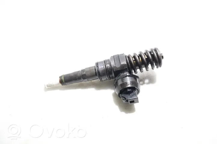 Volkswagen Transporter - Caravelle T5 Injecteur de carburant 0414720314