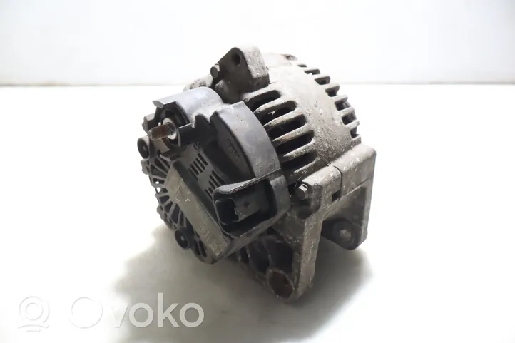 Renault Clio III Generatore/alternatore 