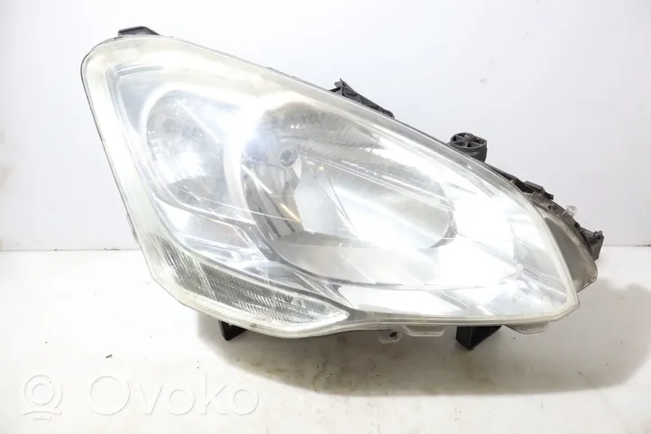 Citroen Berlingo Lampa przednia 