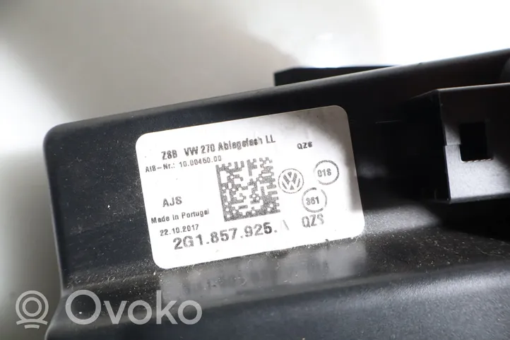 Volkswagen Polo VI AW Schowek deski rozdzielczej 