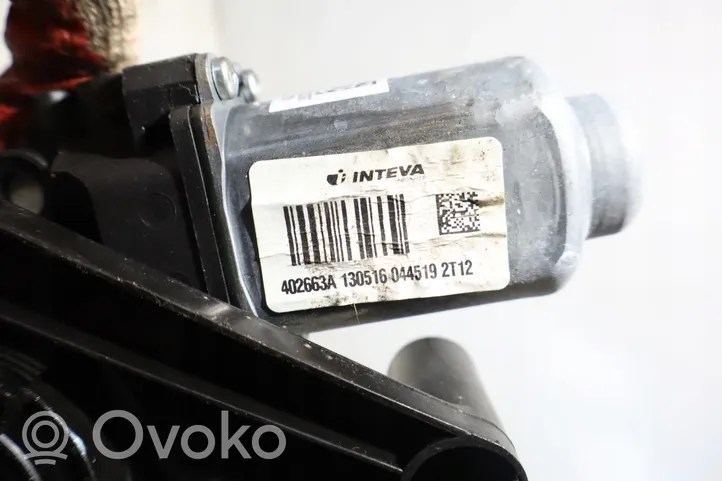 Peugeot 108 Fensterhebermechanismus ohne Motor Tür vorne 402663A