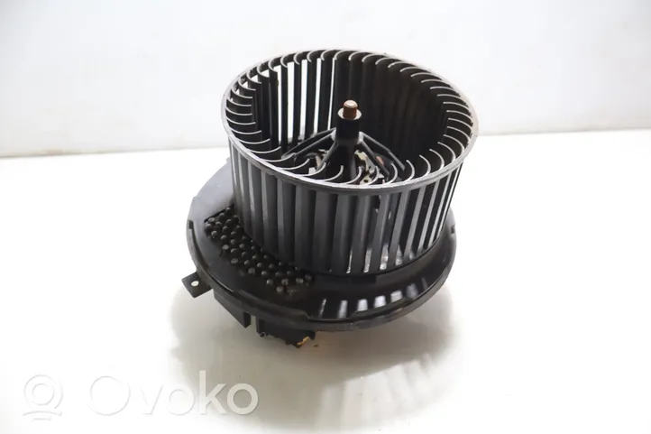 Volkswagen Tiguan Heater fan/blower 