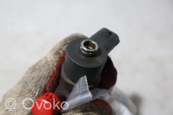 KIA Venga Injecteur de carburant 0445110320