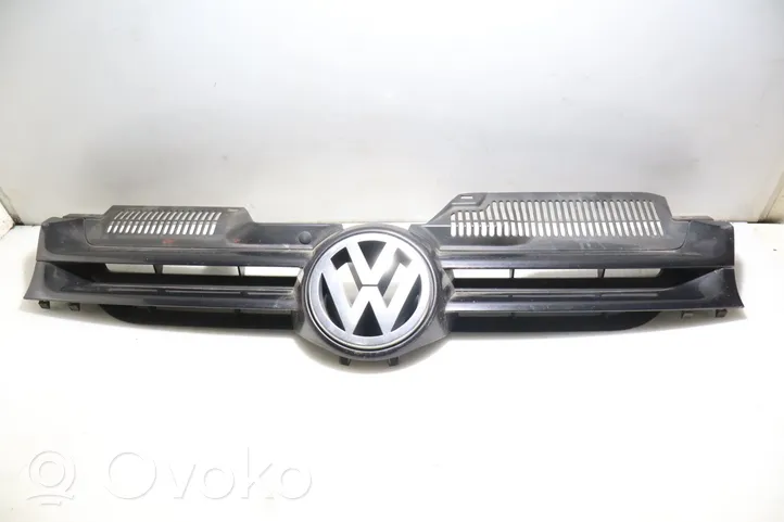 Volkswagen Golf V Etusäleikkö 