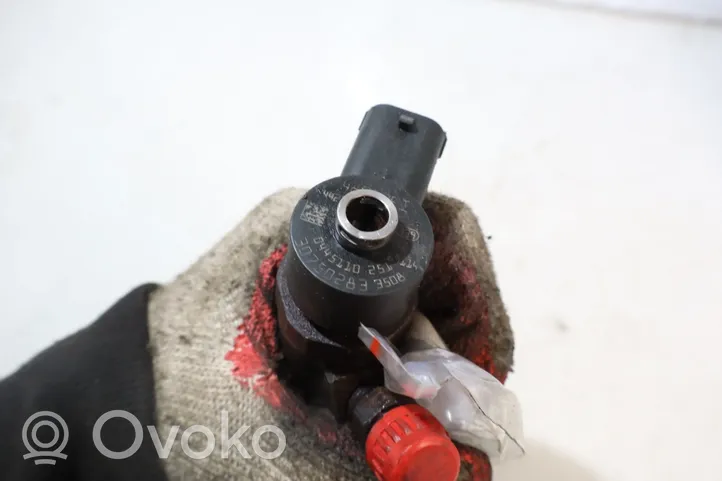 Volvo V50 Injecteur de carburant 0445110251