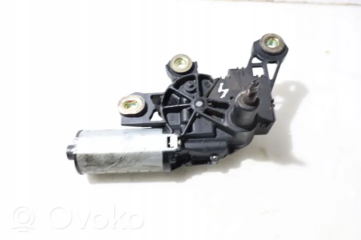 Audi A4 S4 B5 8D Rear window wiper motor 