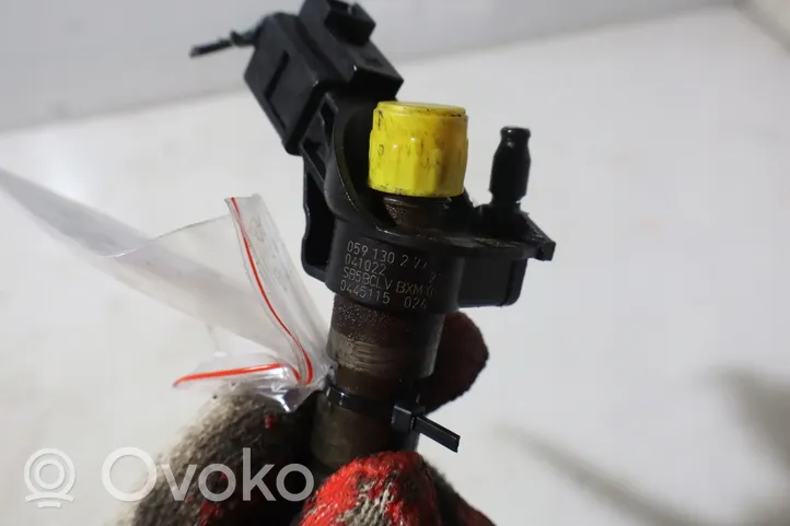 Audi A4 S4 B7 8E 8H Fuel injector 0445115024