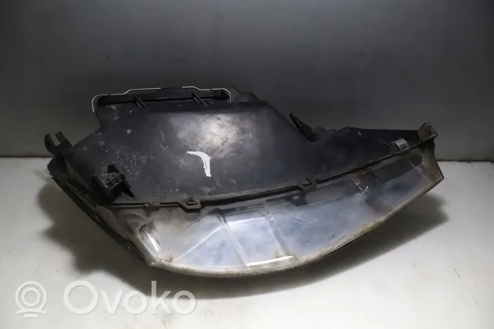 Ford Focus Headlight/headlamp 