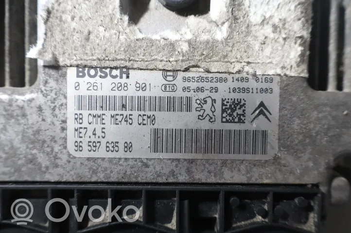 Peugeot 206 CC Komputer / Sterownik ECU silnika 0261208901