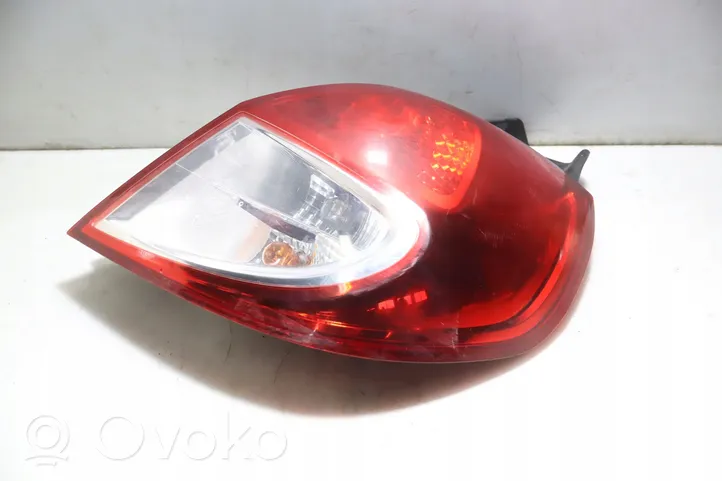 Renault Clio III Lampa tylna 