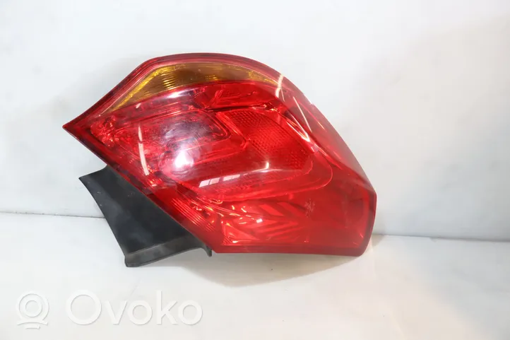 Opel Astra J Lampa tylna 