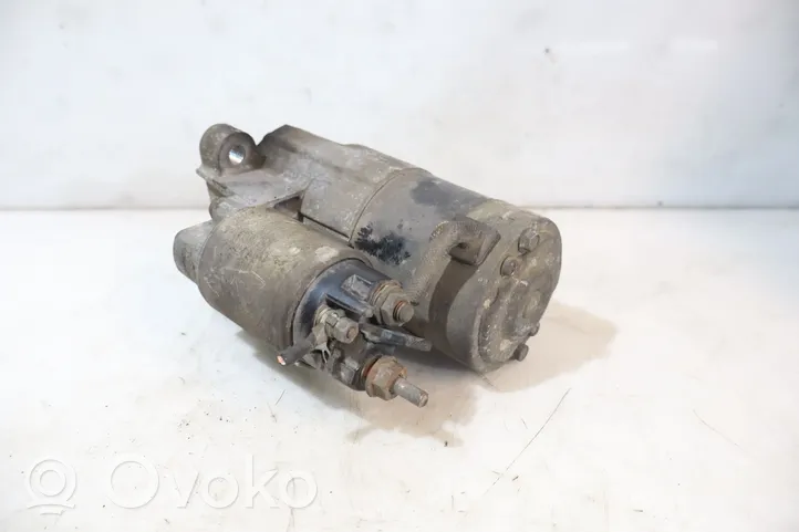 Renault Clio II Starter motor M000T91581