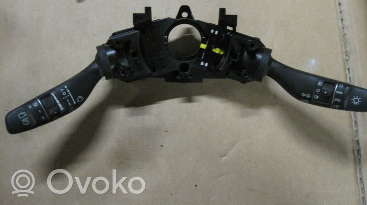 Hyundai i30 Leva/interruttore dell’indicatore di direzione e tergicristallo 93404G4950