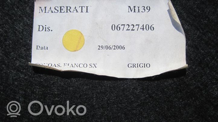 Maserati Quattroporte Garniture panneau latérale du coffre 067227406