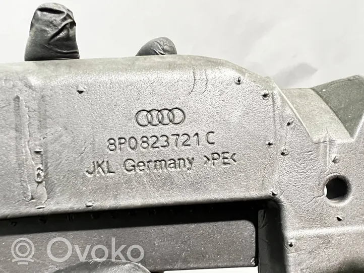 Audi A3 S3 8P Lokasuojan vaahtomuovituki/tiiviste 8P0823721C