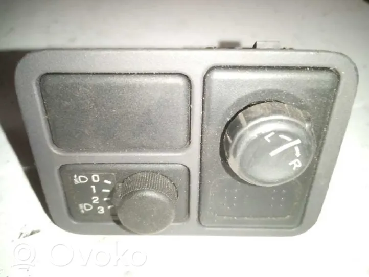 Nissan Primera Interrupteur / bouton multifonctionnel 