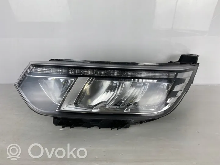 SsangYong Tivoli Lampa przednia ZGM92-161210