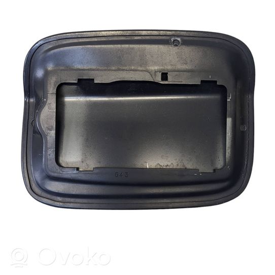 BMW X5 E70 Tappo cornice del serbatoio 16117222392