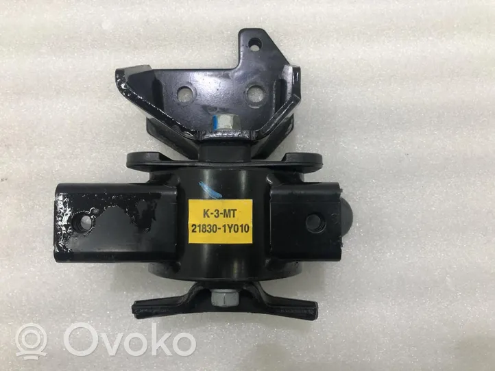 KIA Picanto Supporto di montaggio scatola del cambio 21830-1Y010