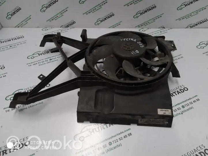 Opel Vectra B Ventilatore di raffreddamento elettrico del radiatore 0130303262