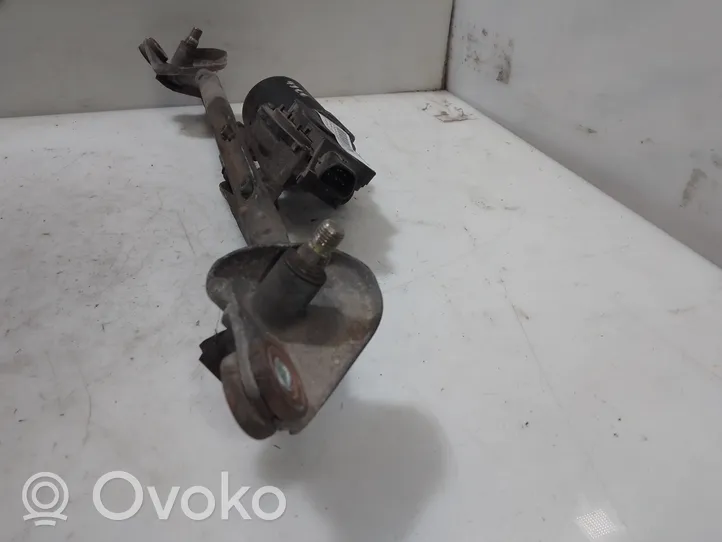 Toyota Corolla Verso AR10 Front wiper linkage and motor 