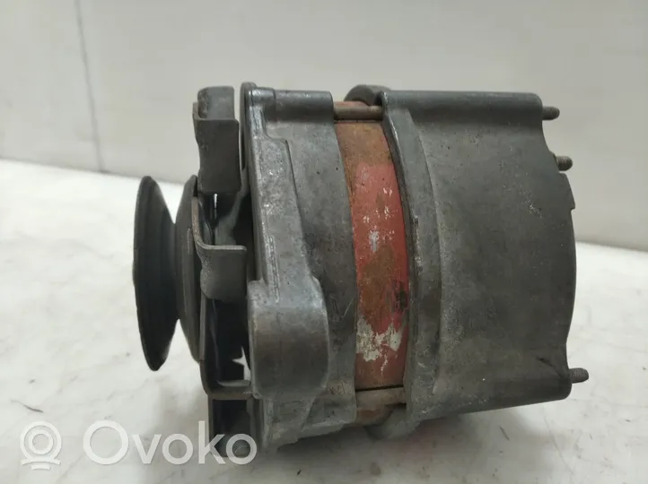 Opel Kadett E Generatore/alternatore 0120489123