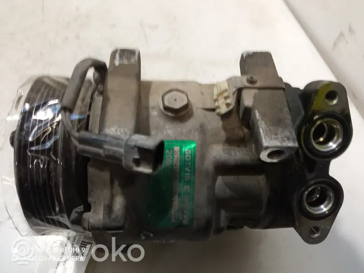 Ford Focus Ilmastointilaitteen kompressorin pumppu (A/C) 2173912424