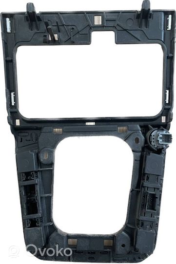 Volkswagen PASSAT B8 Rivestimento in plastica cornice della leva del cambio 3G1864263