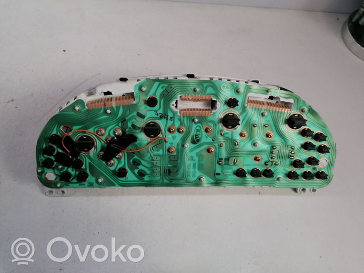 KIA Sorento Spidometrs (instrumentu panelī) Y09940033E090