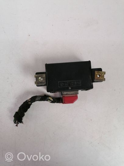 Audi A4 S4 B5 8D Alarm control unit/module 4B0951173