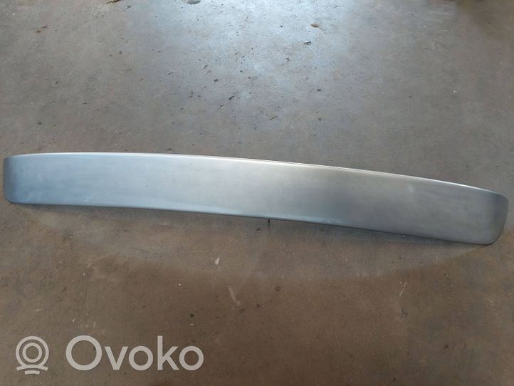 KIA Sorento Spoiler tylnej szyby klapy bagażnika X078723E000