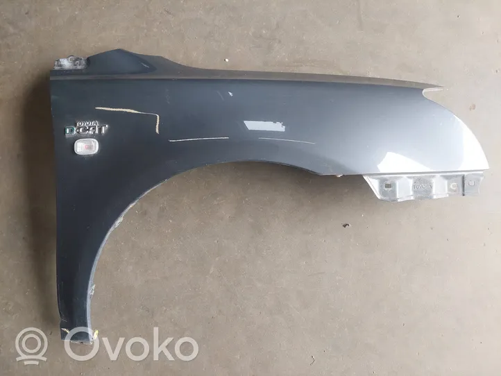 Toyota Avensis T250 Fender 