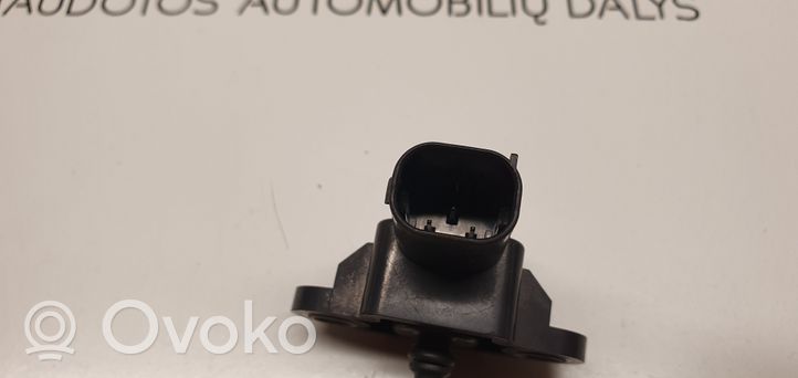 Mercedes-Benz CLS C219 Air pressure sensor A0051535028