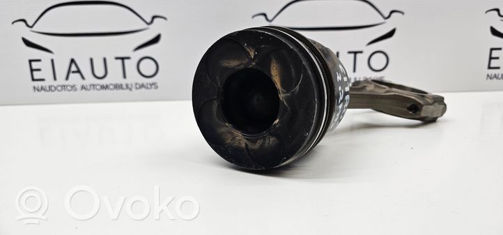 Citroen C5 Piston avec bielle 