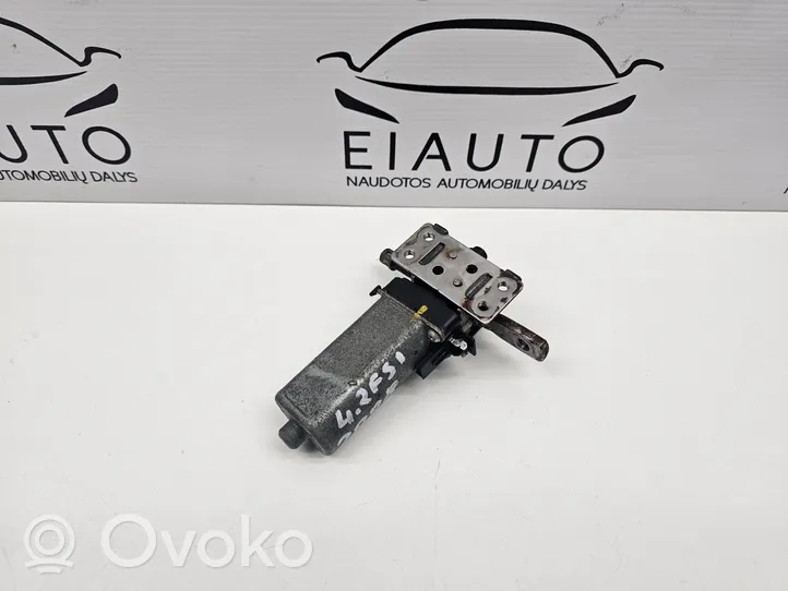 Audi Q7 4L Motor de ajuste del asiento 988582102