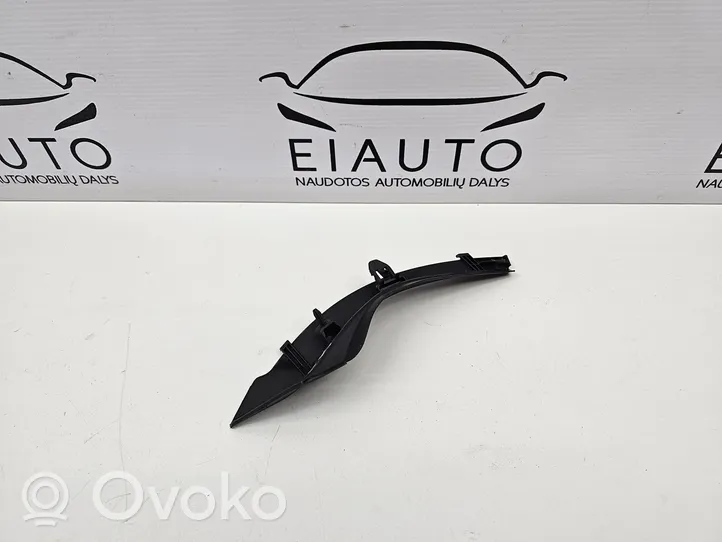 Mazda 6 Rivestimento dell’estremità del parafango GHP951PC1