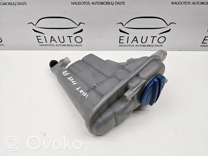 Audi Q5 SQ5 Vase d'expansion / réservoir de liquide de refroidissement 8K0121403H