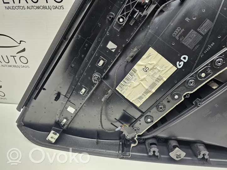 Audi Q5 SQ5 Takaoven verhoilu 8R0867306