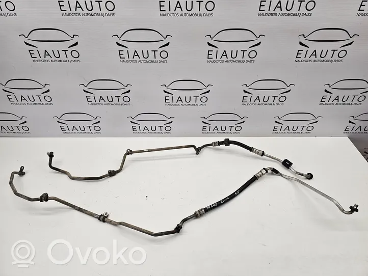 Mercedes-Benz E W212 Tubo flessibile del radiatore dell’olio del cambio A2042703796