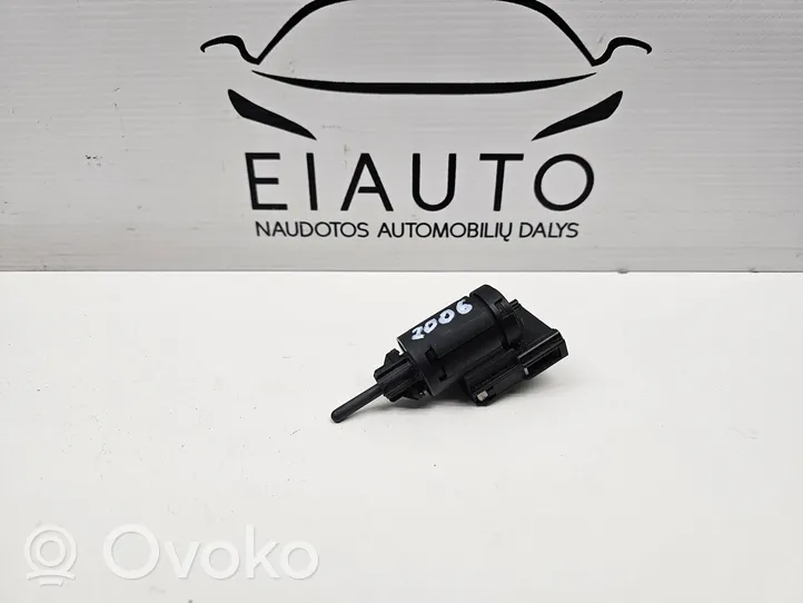 Audi A6 S6 C6 4F Bremzes pedāļa sensors 3B0945511C