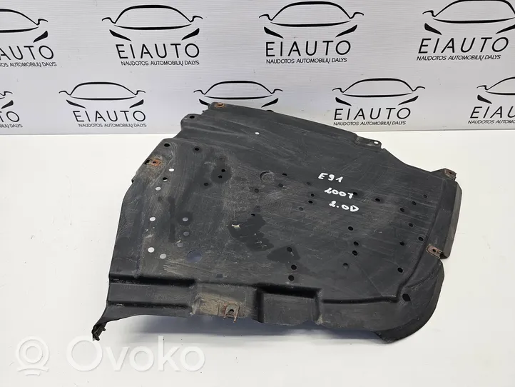 BMW 3 E90 E91 Rear bumper underbody cover/under tray 7181652