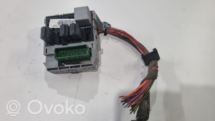 Opel Meriva A Fuse module 