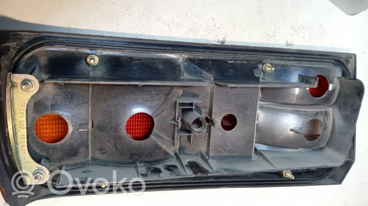 BMW 3 E30 Luci posteriori 185003