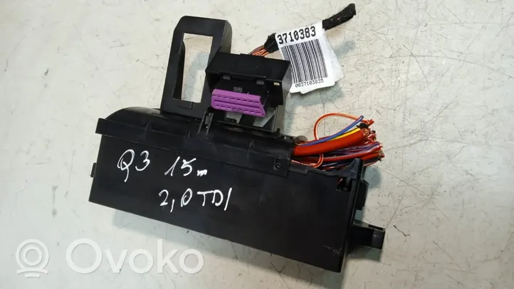 Audi Q3 8U Module de fusibles 