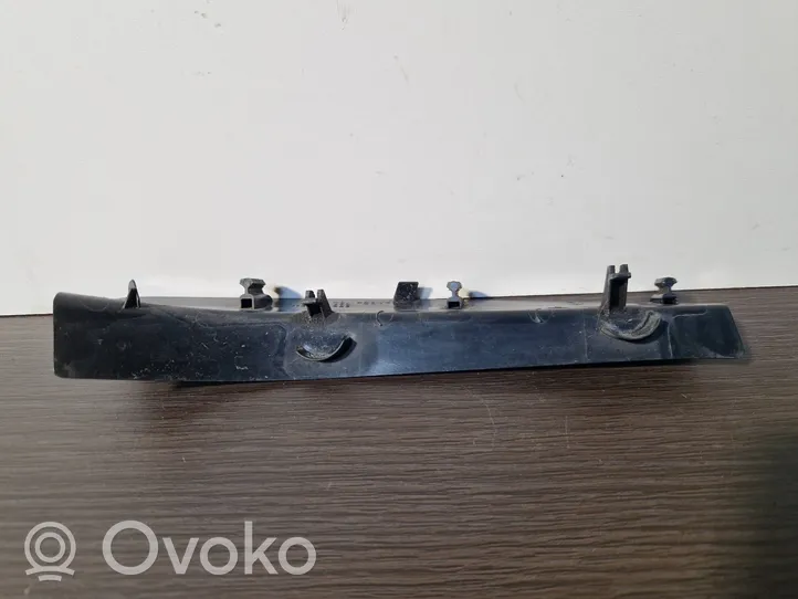 Skoda Octavia Mk3 (5E) Listwa pod lampę tylną 5E5945311