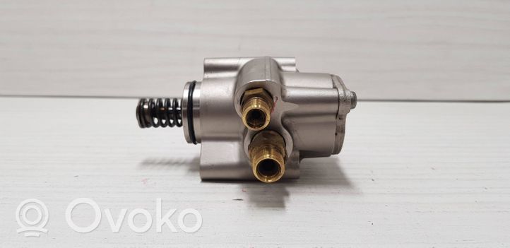 Audi A8 S8 D3 4E Pompe d'injection de carburant à haute pression 079127025AC