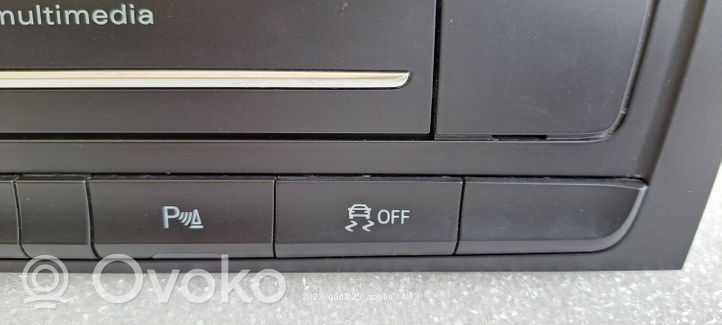 Audi A5 Sportback 8TA Panel / Radioodtwarzacz CD/DVD/GPS 8T1035666F