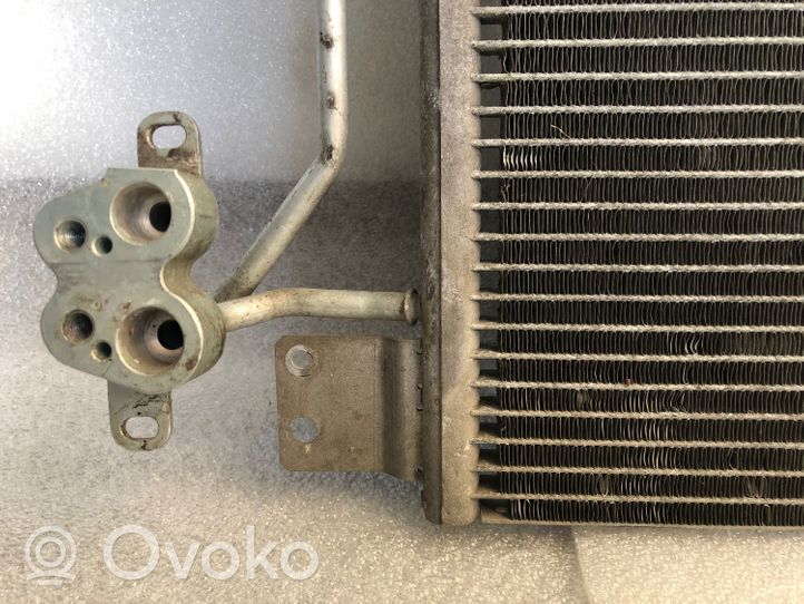Volkswagen Multivan T5 Radiatore di raffreddamento A/C (condensatore) 7H0820411E