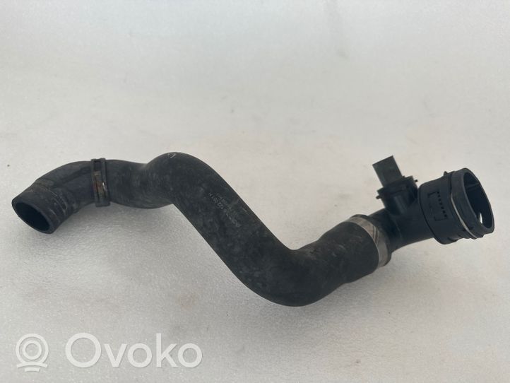 Volkswagen Touareg I Tubo flessibile del liquido di raffreddamento del motore 7L6122051H