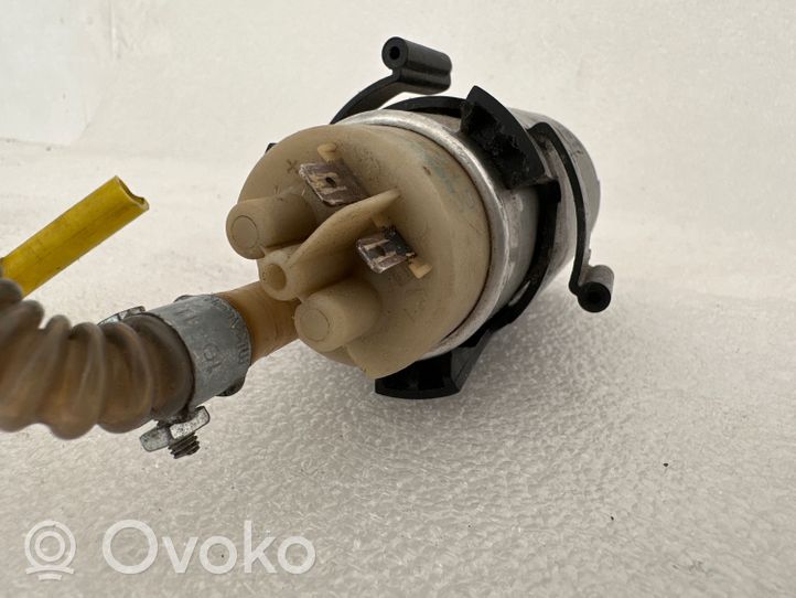 Audi A4 S4 B7 8E 8H Pompe à carburant 405052012001